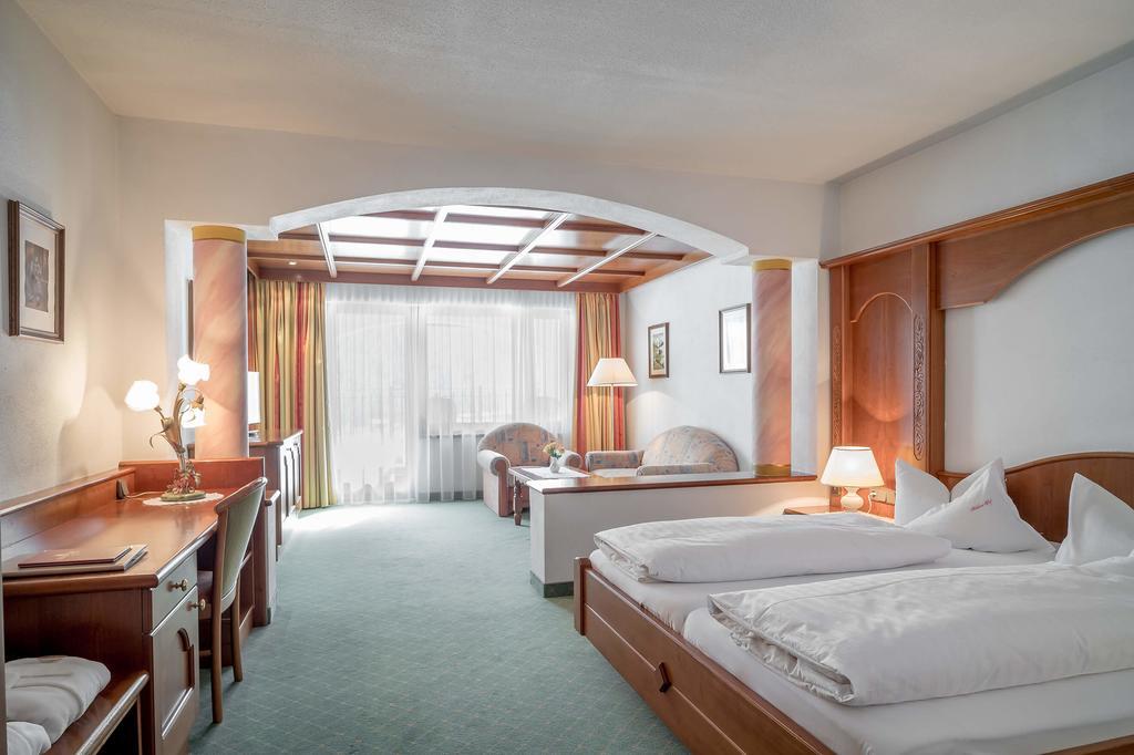 Wellness & Relax Hotel Milderer Hof Neustift im Stubaital Eksteriør billede
