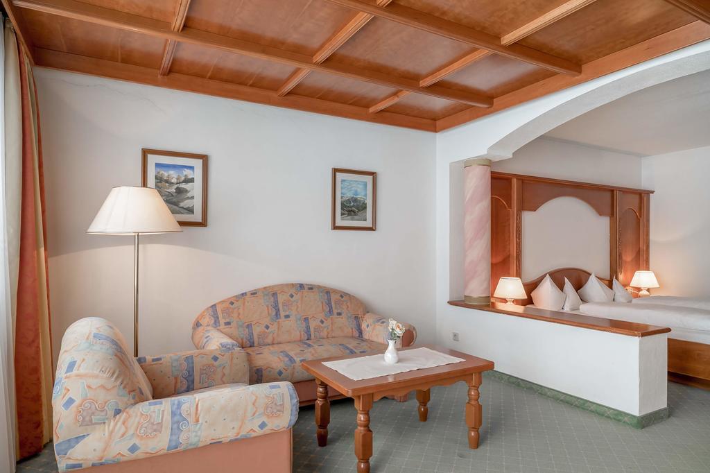 Wellness & Relax Hotel Milderer Hof Neustift im Stubaital Eksteriør billede